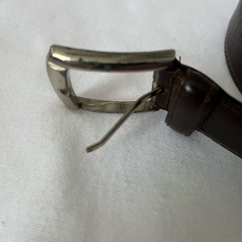 Yves Saint Laurent Brown Leather Men's Belt with Silver Hardware - Picture 2 of 7